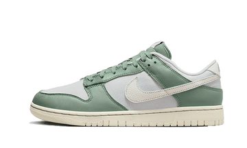 Nike Dunk Low Mica Green